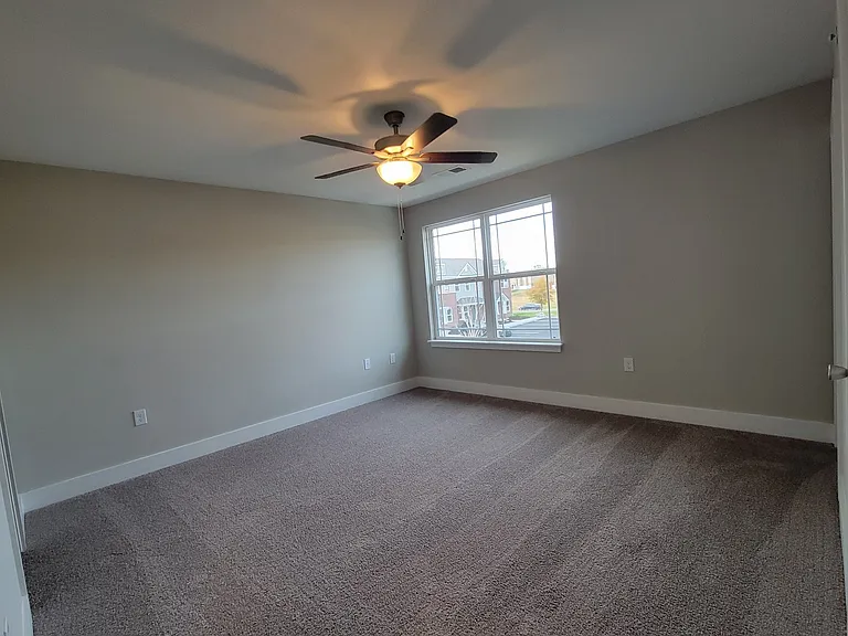 4000 Angelica Ct — Photo 8
