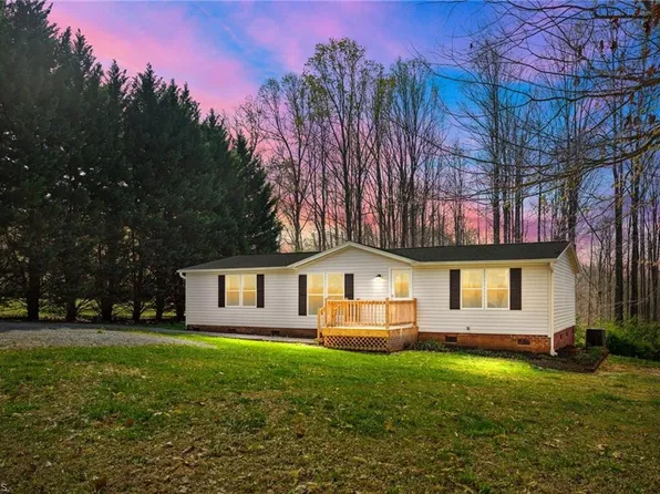 173 Carolyn Ln, Linwood, NC 27299