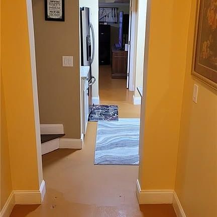 4th image of 2750 Wellington Way SE