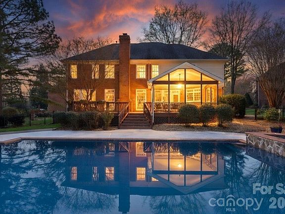 2nd image of 13200 Horsham Ct