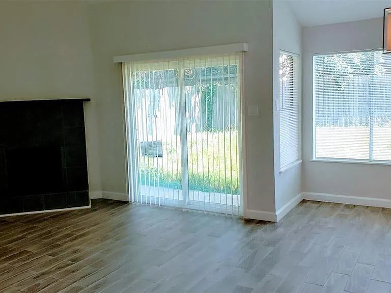 19246 Cypress River Dr — Photo 22