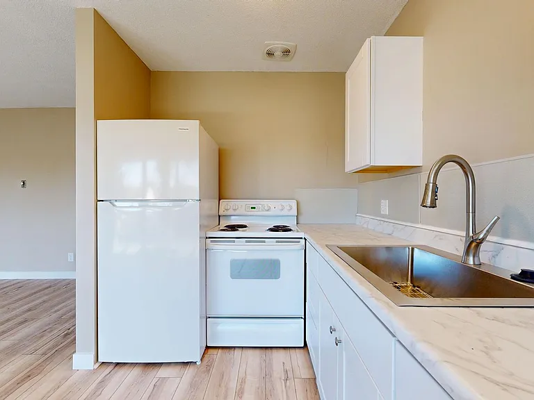 212 N Roosevelt St — Photo 8