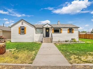 612 6th St, Filer, ID 83328