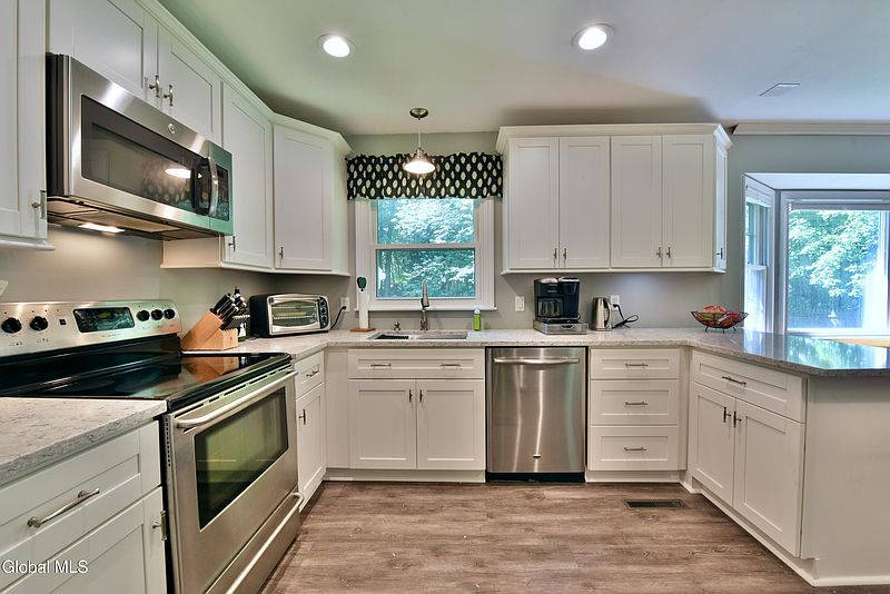 2nd image of 6 Gretel Terrace