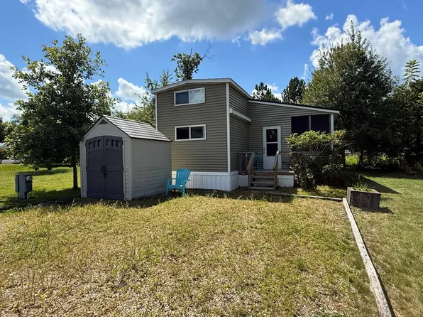 19-88 Woodhaven Dr E, Sublette, IL 61367