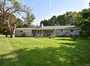 35928 Quakertown Ln, Farmington Hills, MI 48331