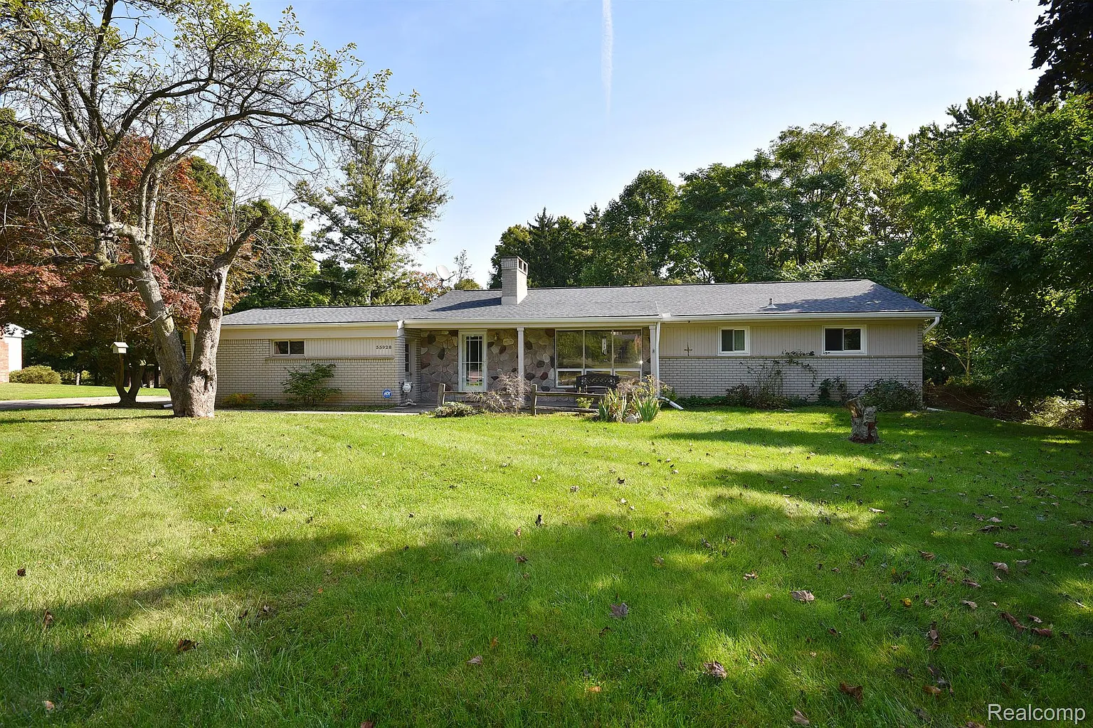 35928 Quakertown Ln photo 1