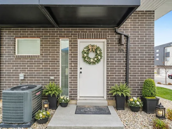 70 E Weekes Way, Clearfield, UT 84015
