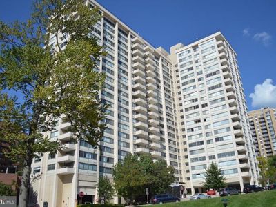 4515 Willard Ave APT 2105S, Chevy Chase, MD, 20815