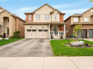 365 Valridge Dr, Hamilton, ON L9G 0B1