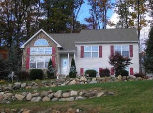 9 Towpath Ln, Stanhope, NJ 07874