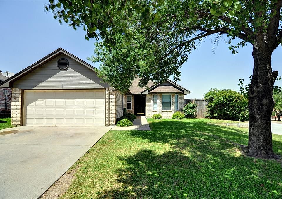 1st image of 10200 Maria Dr