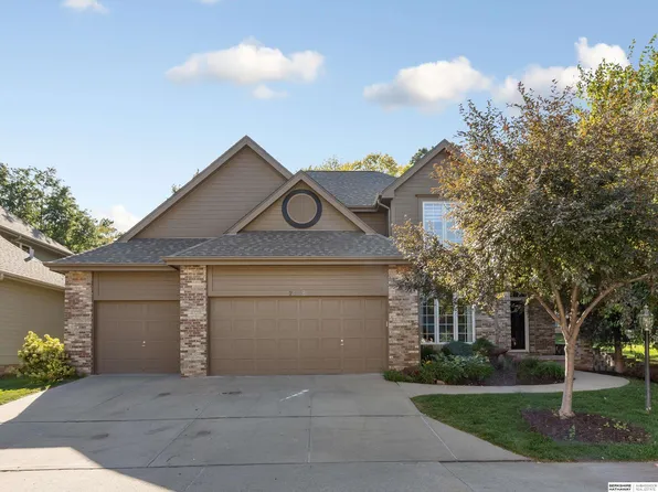 2226 S 89th Ct, Omaha, NE 68124