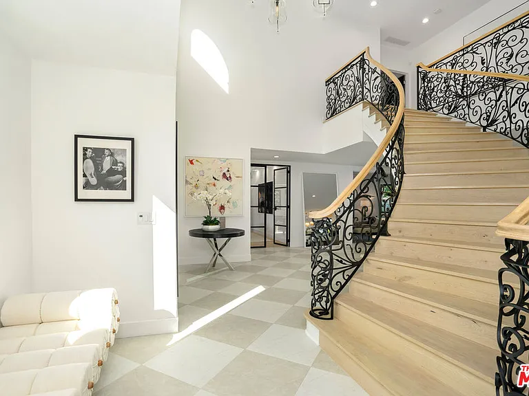 4608 Westchester Dr — Photo 34