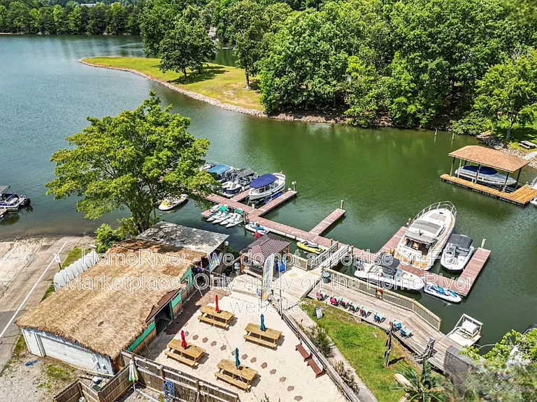 4330 Reed Creek Dr — Photo 1