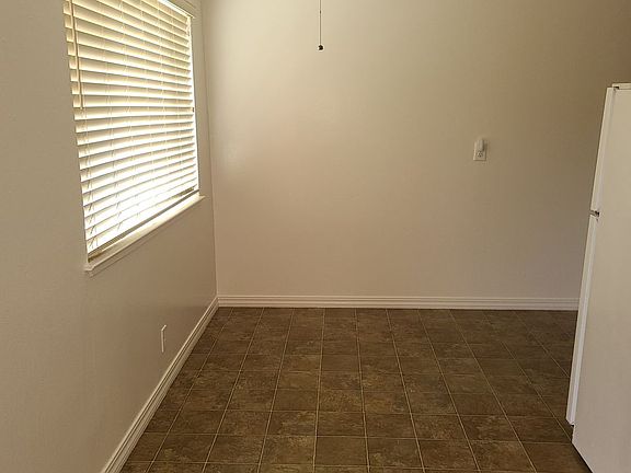 4th image of 1205 Maine Ave #1201