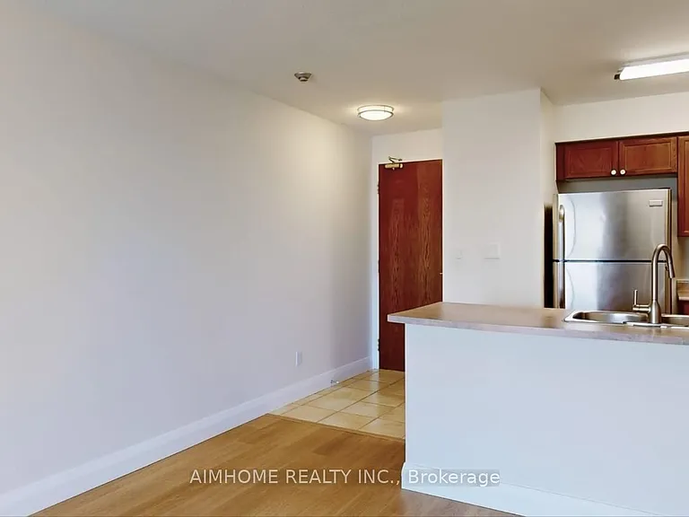 3 Ellesmere St #413 — Photo 24