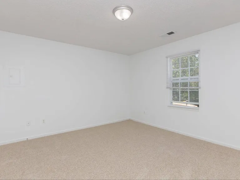 Arlington Apartments — Photo 88