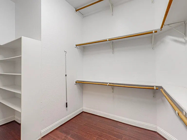 6723 Capistrano St — Photo 36