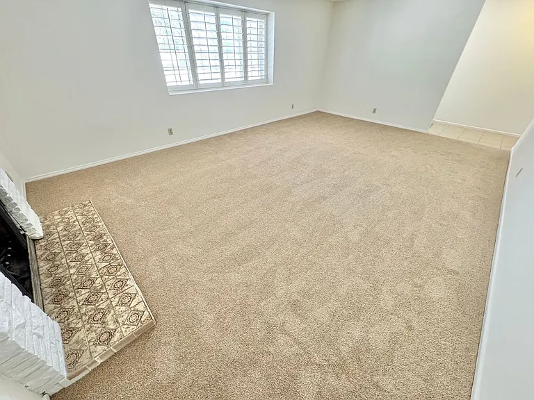 2913 Colanthe Ave — Photo 3