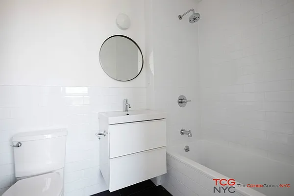 Rented by Keller Williams NYC | media 15