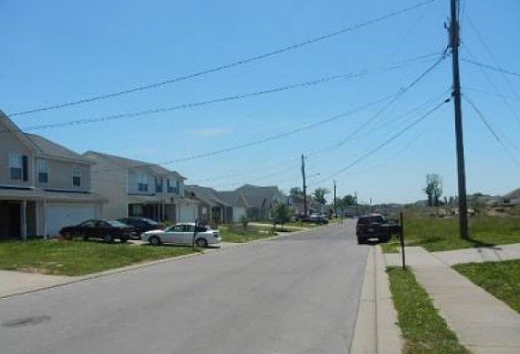 3rd image of 3008 W Bishop Dr