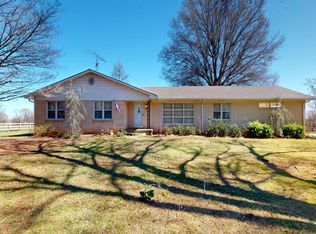 1358 Palestine Rd, Newbern, TN 38059