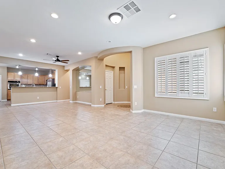 10492 Mission Park Ave — Photo 33