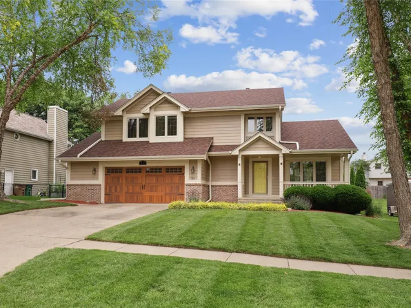 313 29th St, West Des Moines, IA 50265