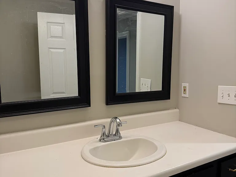 102 Plantation Rd — Photo 12