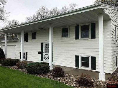 444 6th Ave SW, Wells, MN, 56097