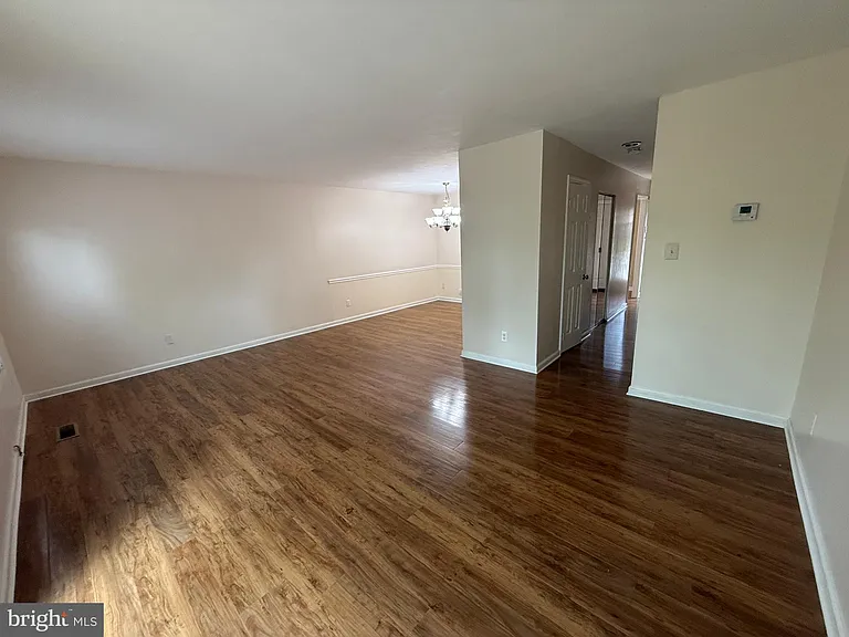 12457 Andover Ct — Photo 8