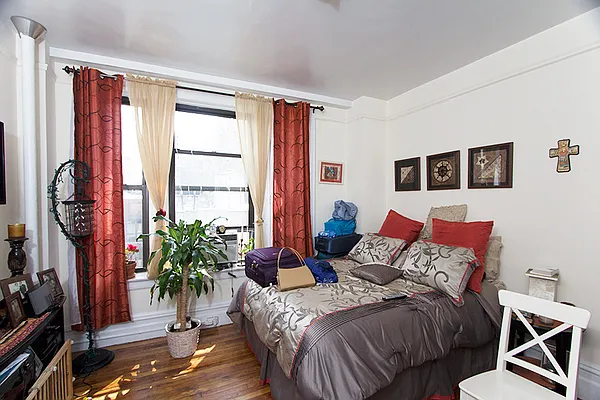 Rented by Luxor Homes & Investment Realty | media 18