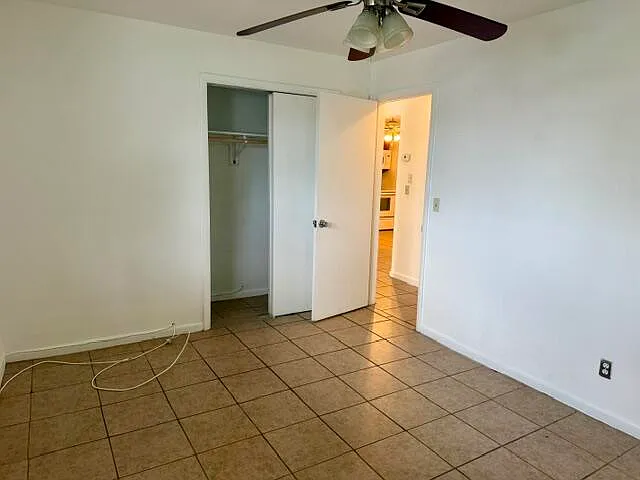 9440 SW 51st St — Photo 7