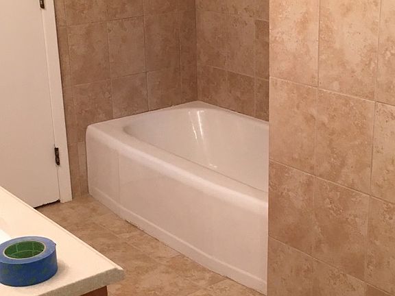 Main level bath