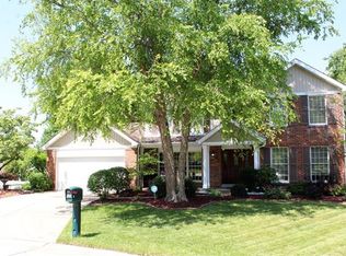 6 Wagontrail Ct, Saint Charles, MO