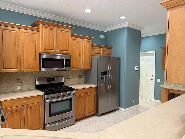 4823 Carrington Cir — Photo 14