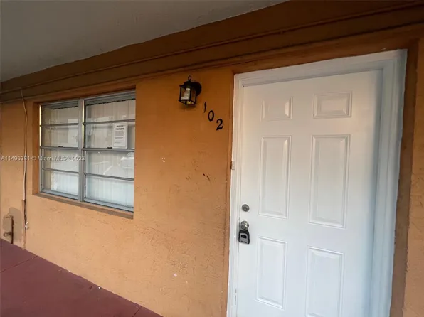 275 W 68th St APT 102, Hialeah, FL 33014
