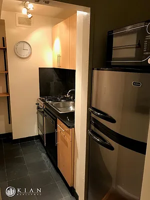 Rented by Kian Realty | media 4