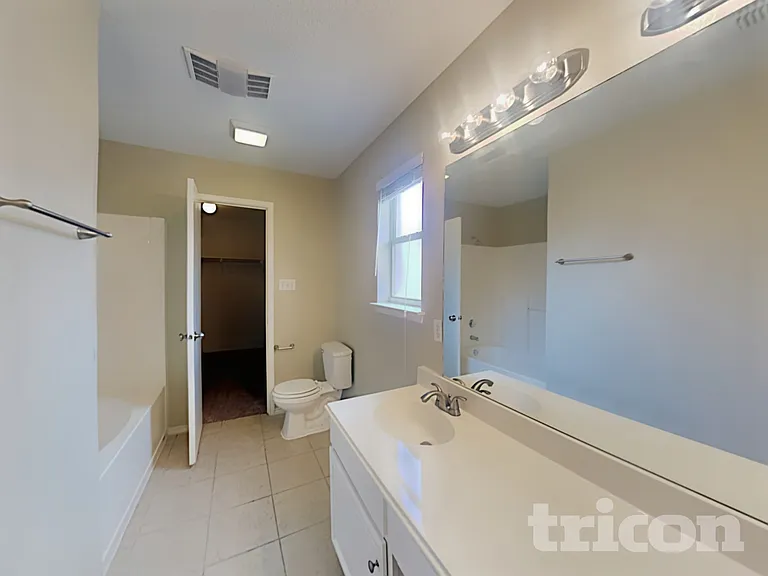 7548 Ashcroft Cir — Photo 7