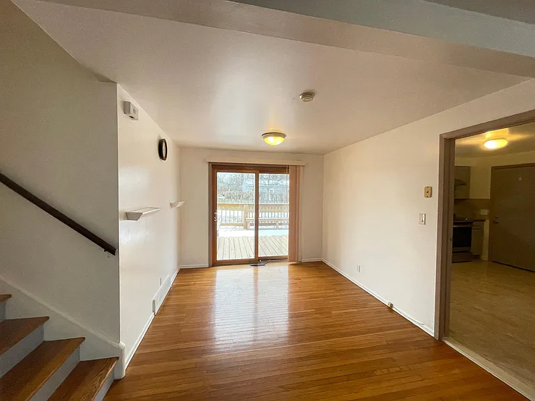 27 Clooney Dr — Photo 14