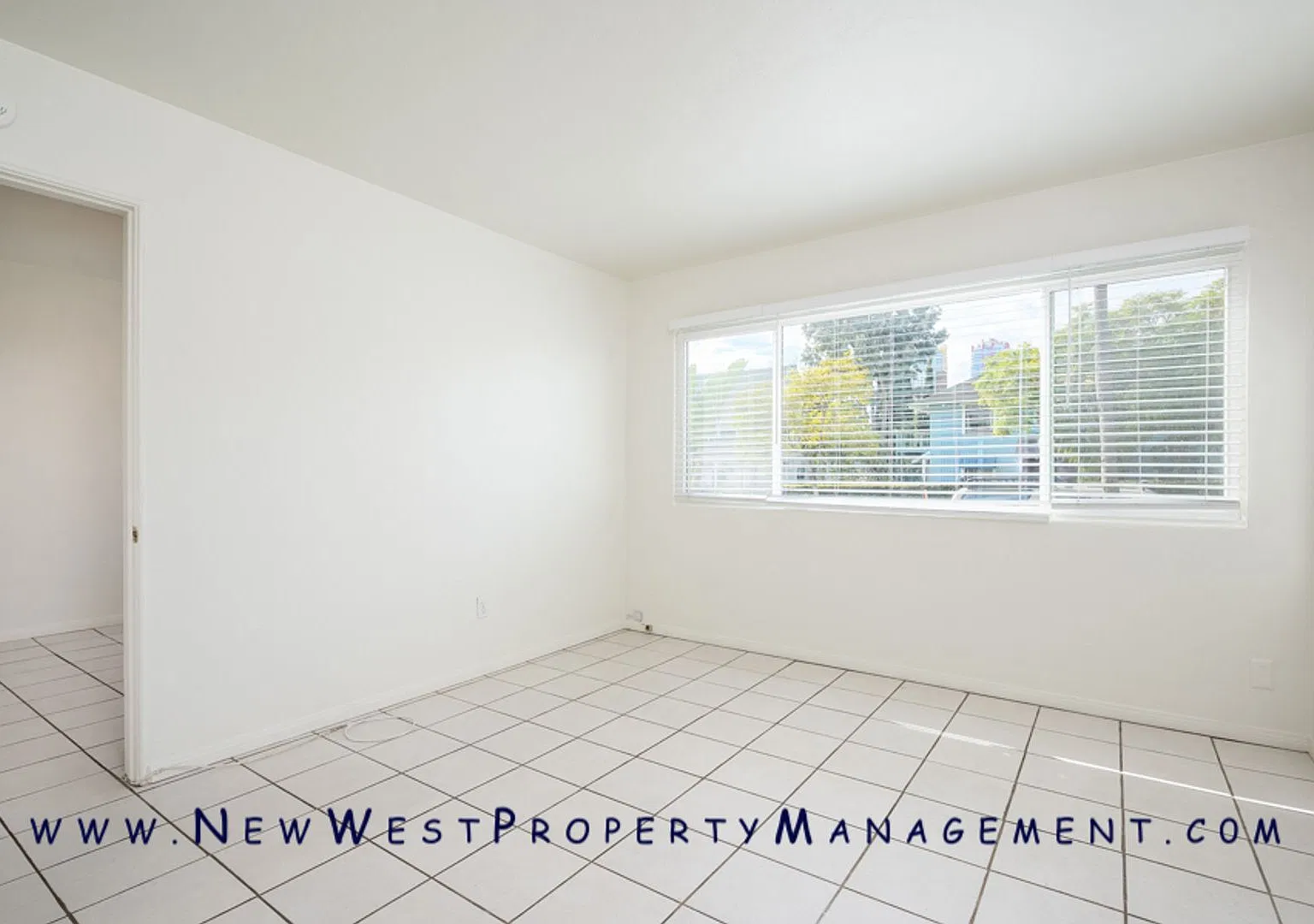 Ground-floor Sherman Heights 1 Bedroom, Available for Immediate Occupancy! — Photo 4