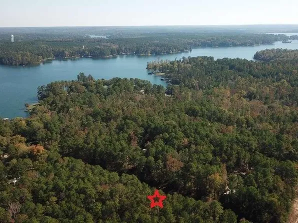 121 Yucca Dr, Sparta, GA 31087