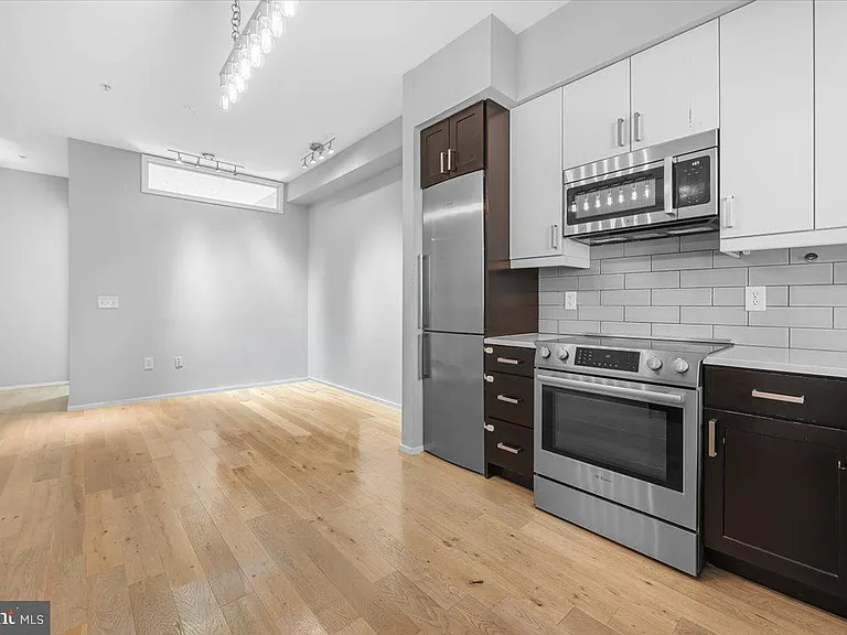 1474 Belmont St NW #2 — Photo 4