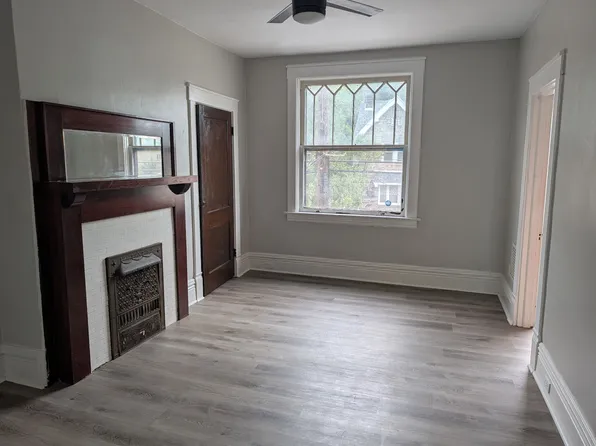 819 Stanton Ave Floor 2, Pittsburgh, PA 15209