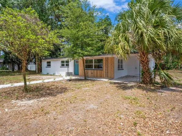 1714 N Club Ct, Tampa, FL 33612