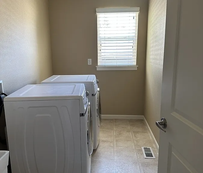17020 NE 118th Way — Photo 16