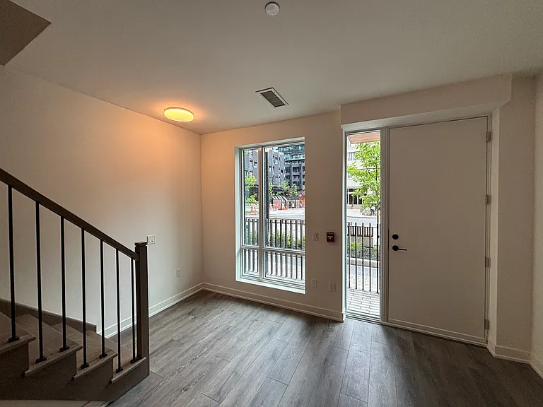 117 Broadway Ave — Photo 39