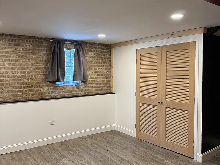 740 N La Grange Rd #1 — Photo 19