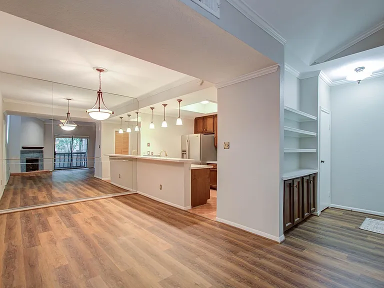 11711 Memorial Dr #188 — Photo 4